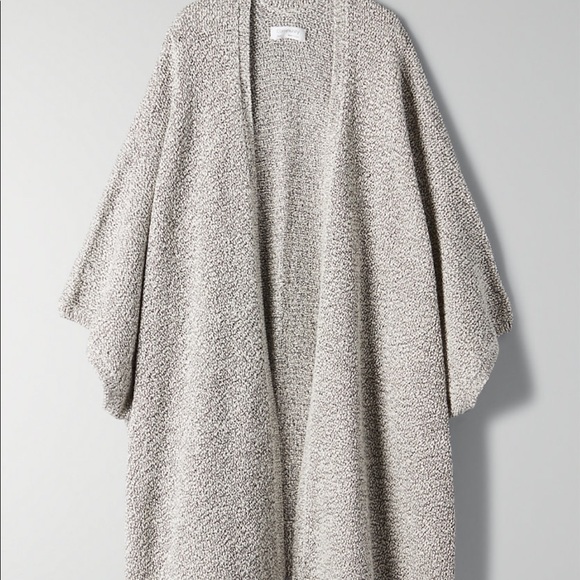 Aritzia Community Ionic Cape - Picture 1 of 4